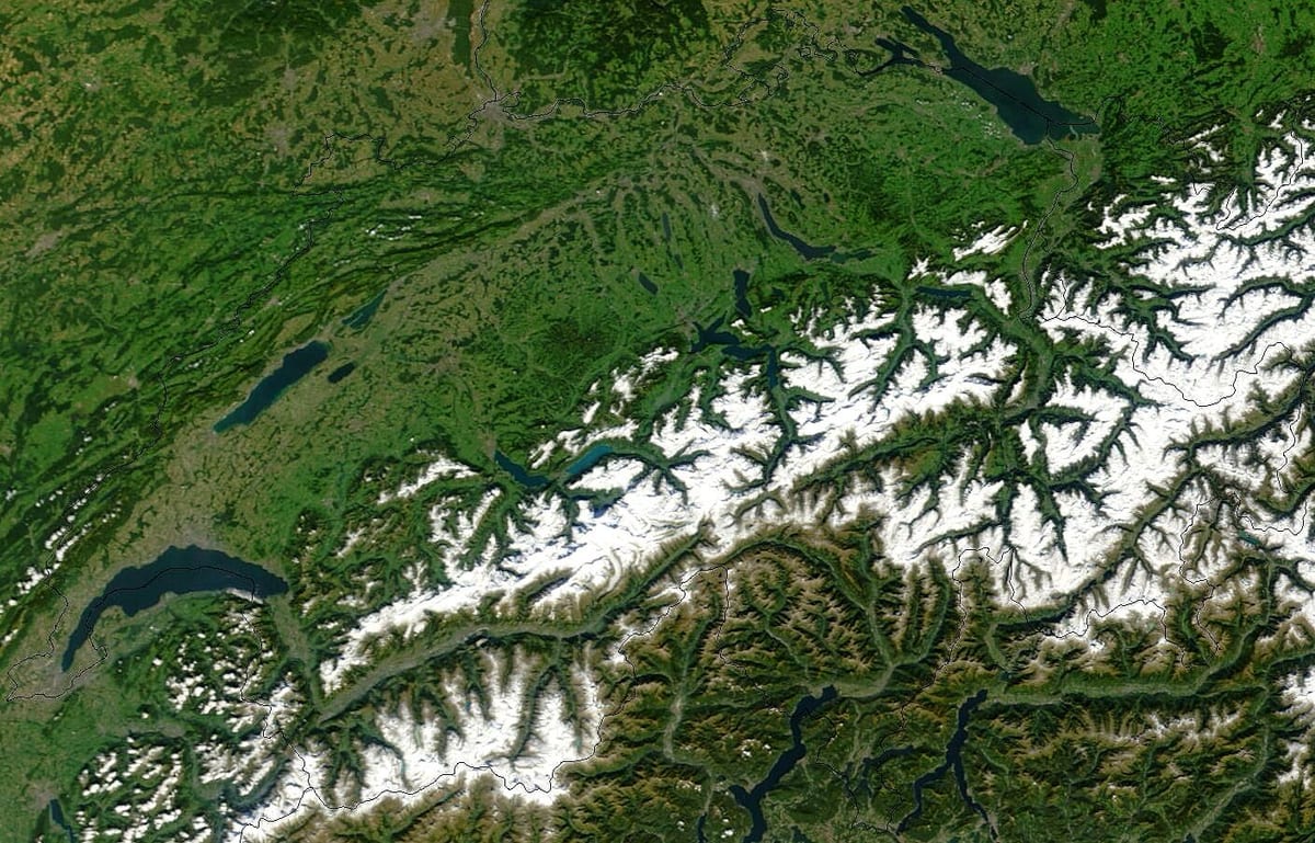 İsviçre haritası uydu